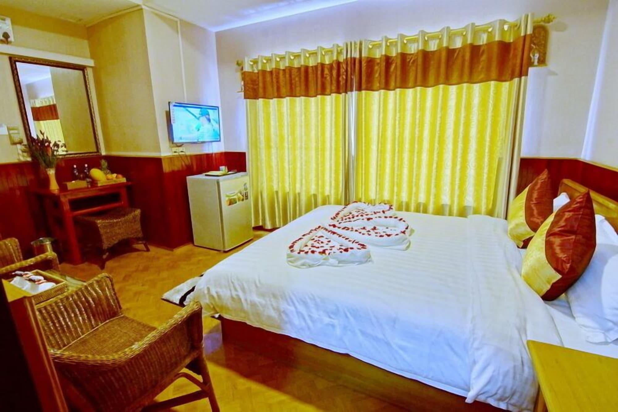 Palace View Hotel Mandalay Exterior foto