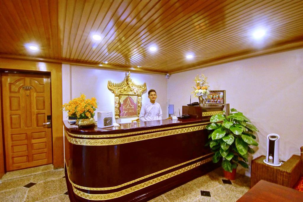 Palace View Hotel Mandalay Exterior foto